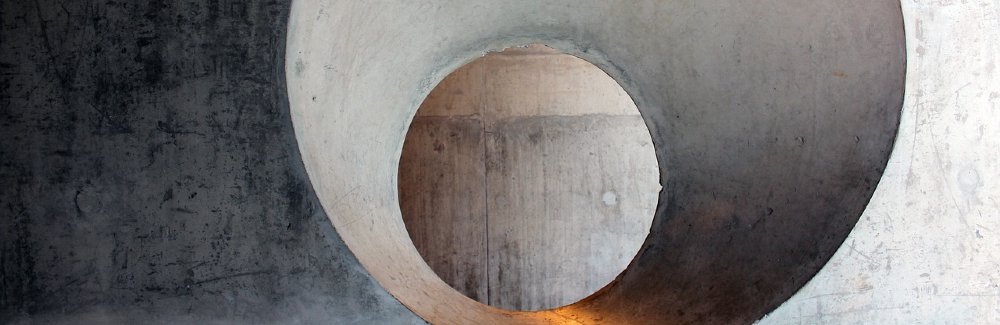 Beton mit großem Loch