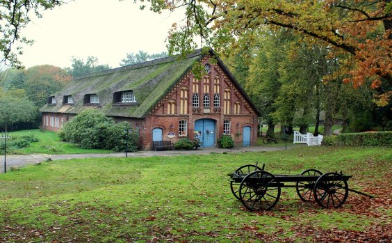 Bauernhaus mit Reetdach
