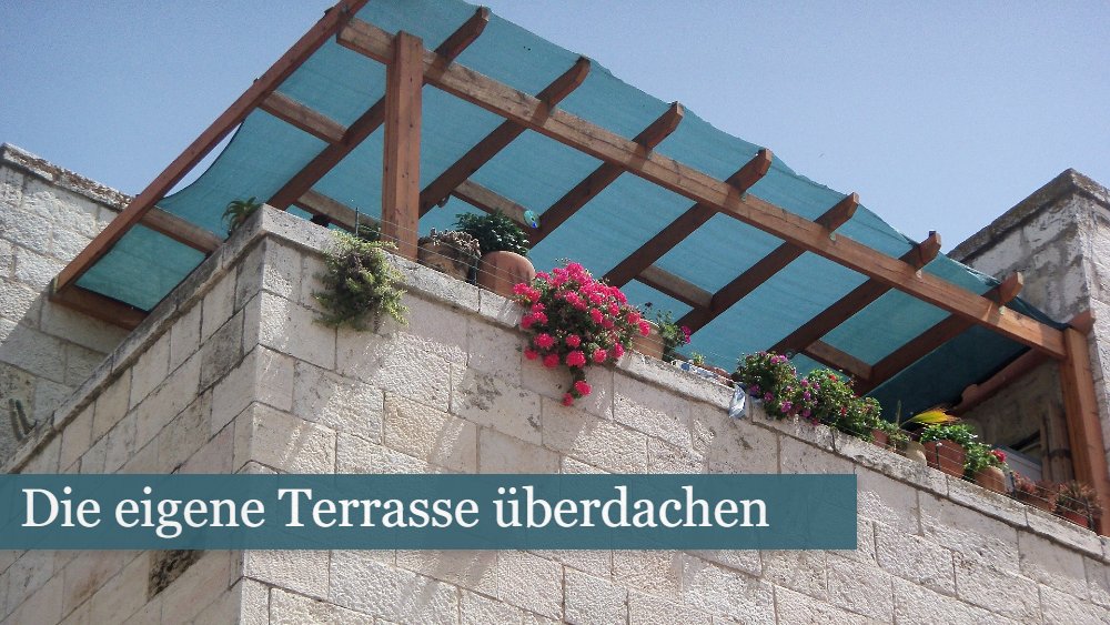 Überdachte Steinterrasse 